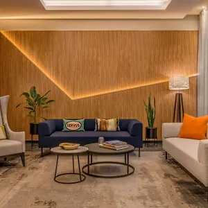 Courtyard By Marriott Center 4* München